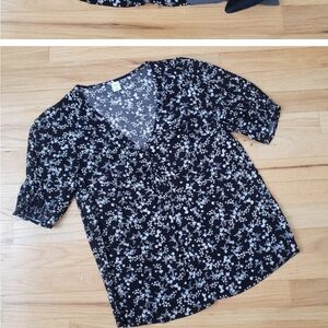 Old Navy Blouse